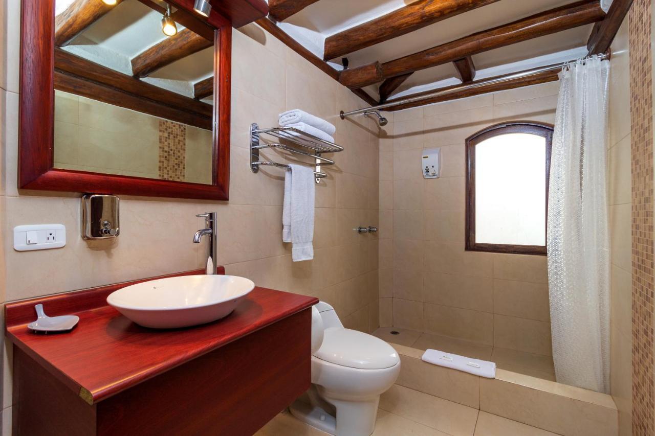 Hotel Ile Baños Eksteriør billede