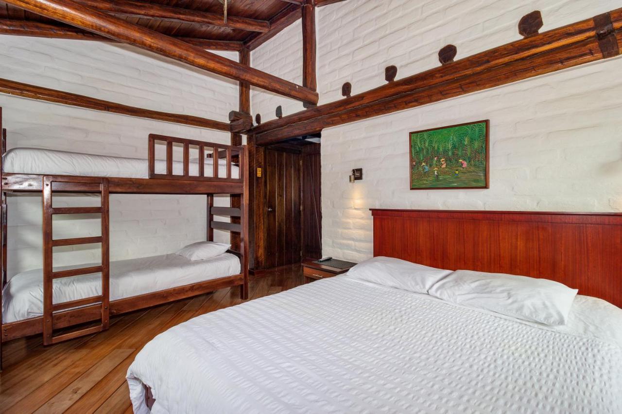 Hotel Ile Baños Eksteriør billede
